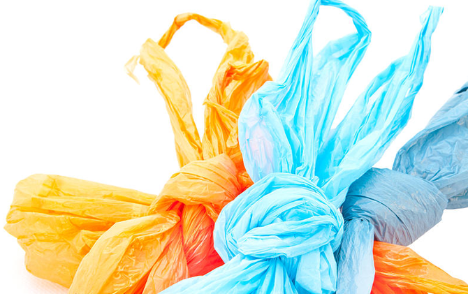 Kind News: LA Bans Plastic Bags