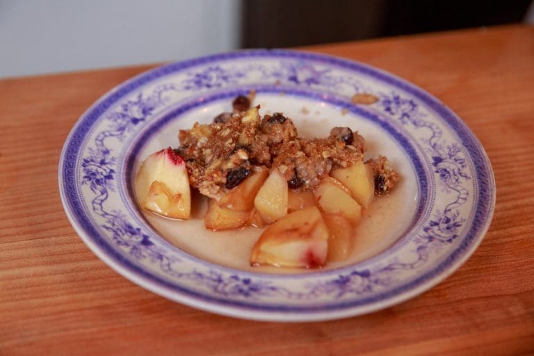 Baked Peaches with Gooey Peach Nut Crumble